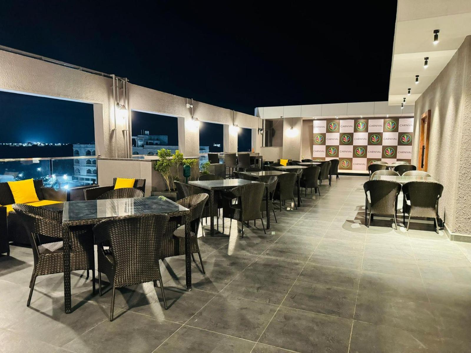 Hotel Carnival Parbhani Ngoại thất bức ảnh